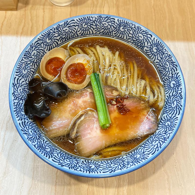 醤油そば味玉入り(煮干専門 あたふた)の写真