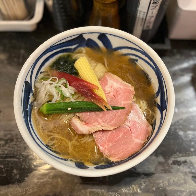 冷製煮干しそば(中華そば かなで)の写真