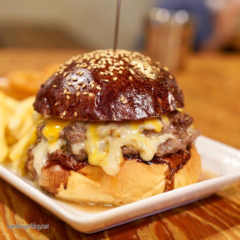 チーズジャンクジャックバーガー(ハングリー ヘブン 目黒店 （Hungry Heaven）)の写真