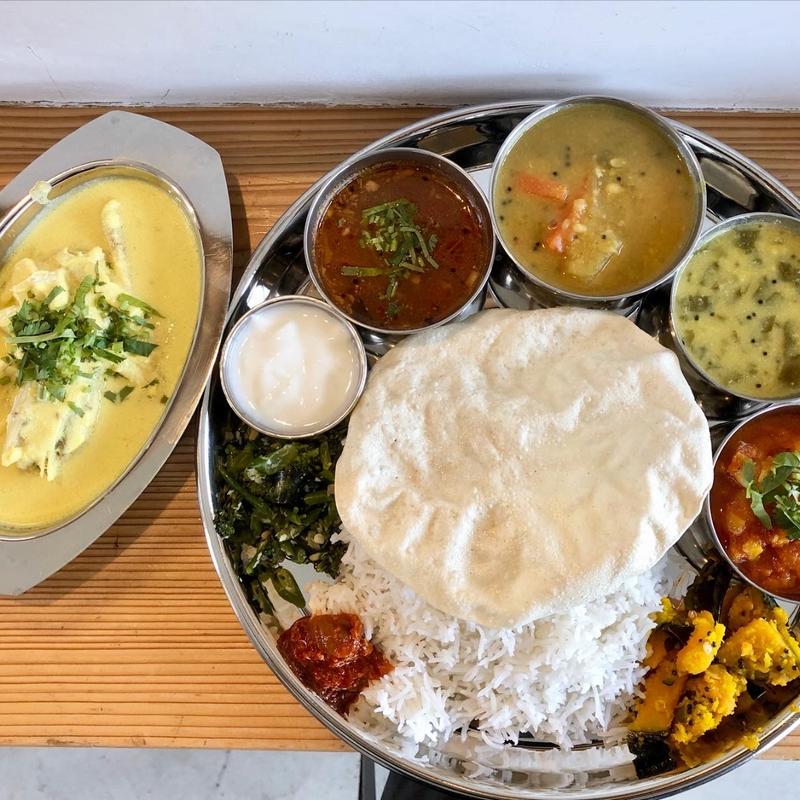 VEG MEALS (南印度料理 巡るインド)の写真