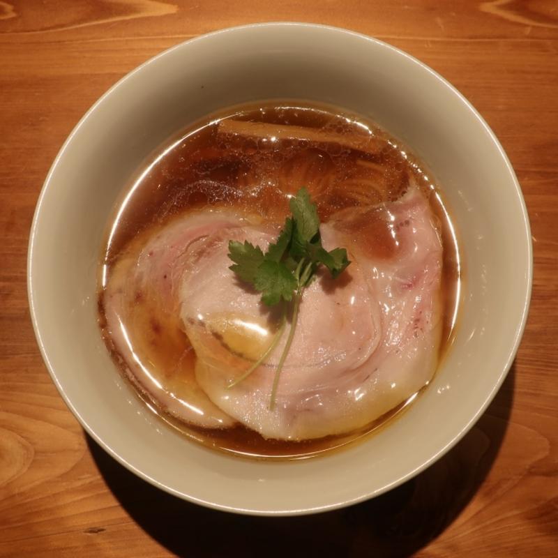 醤油らぁめん(麺 ふじさき)の写真