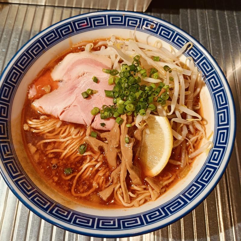 シン・ショウユ(RAMEN NOODLES フユツキユキト)の写真