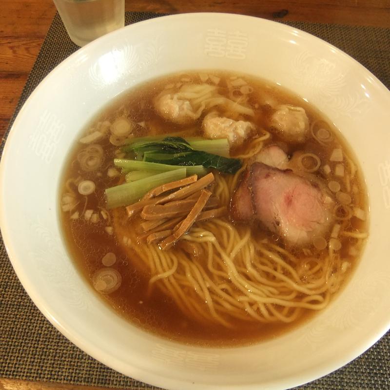 ワンタンめん(3個)(らーめん穀雨)の写真