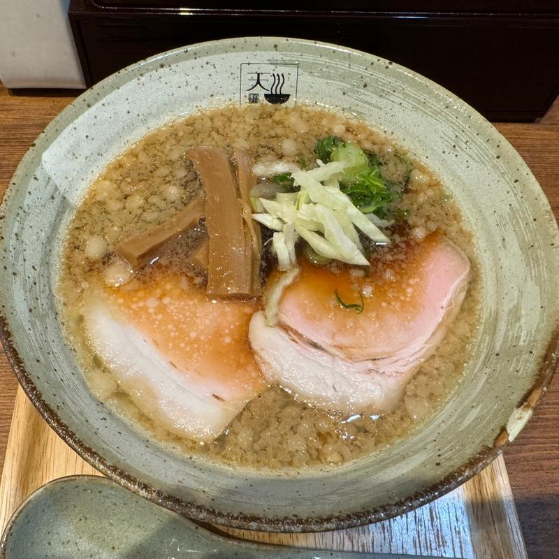 アグー背脂入醤油らあめん(麺処 天川)の写真