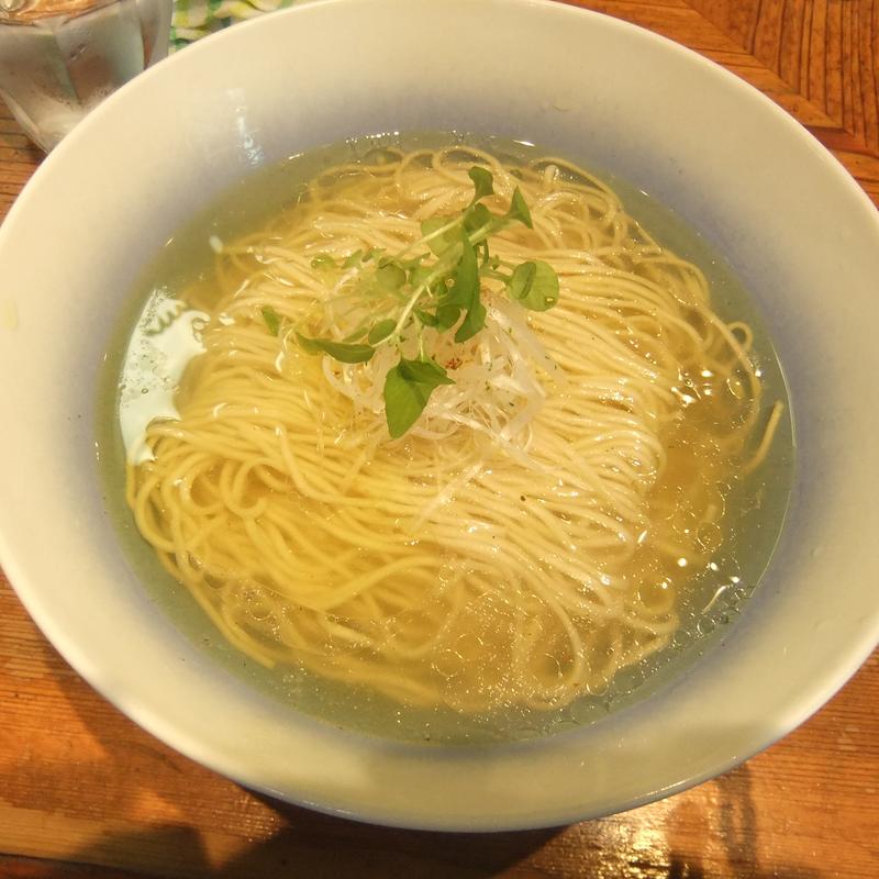 かけラーメン(塩)(ラーメン屋 トイ・ボックス)の写真