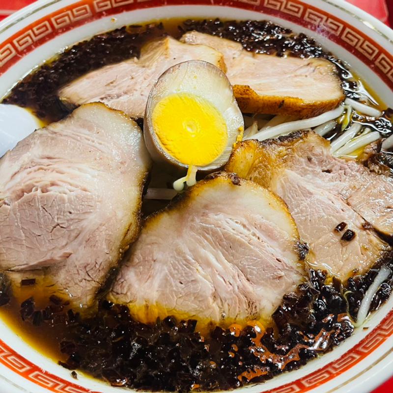 チャーシューワンタン麺(永楽　そば店 （【旧店名】中華そば 永楽）)の写真