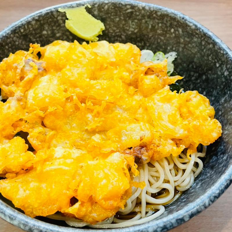 かき揚げそば（冷）(峠そば)の写真