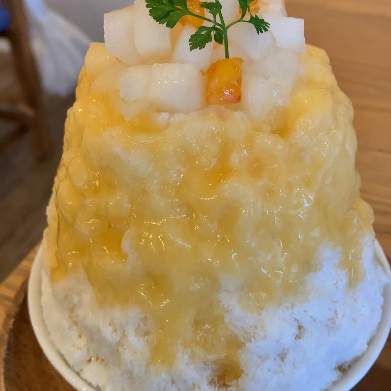 黄貴紀と恵水(かき氷専門店「Blue Apple～shaved ice Cafe～（ブルーアップルシェイヴドアイスカフェ）」)の写真