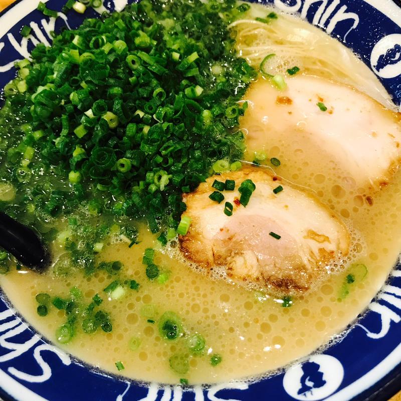 博多ShinShinらーめん(博多らーめん ShinShin 天神本店)の写真