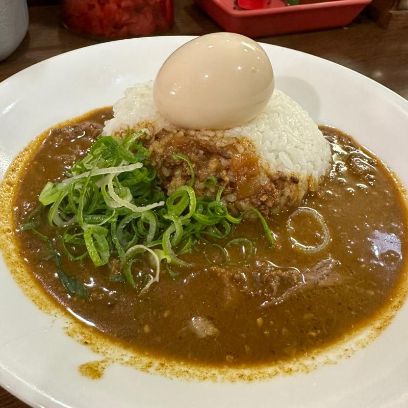神戸キーマカレー 煮たまごトッピング(元町通り3丁目 神戸キーマカレー)の写真