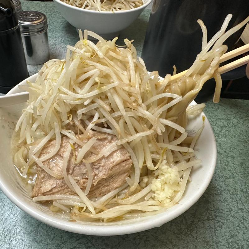ラーメン(ラーメン二郎 新宿小滝橋通り店)の写真