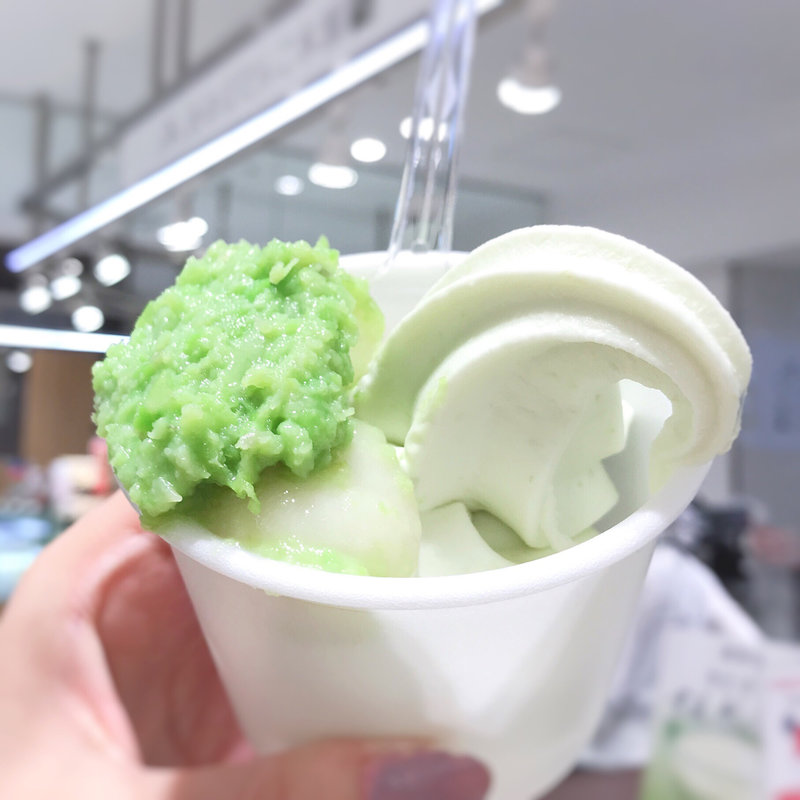 チビずんだパフェ(あおばだんご本舗 川崎アゼリア店)の写真