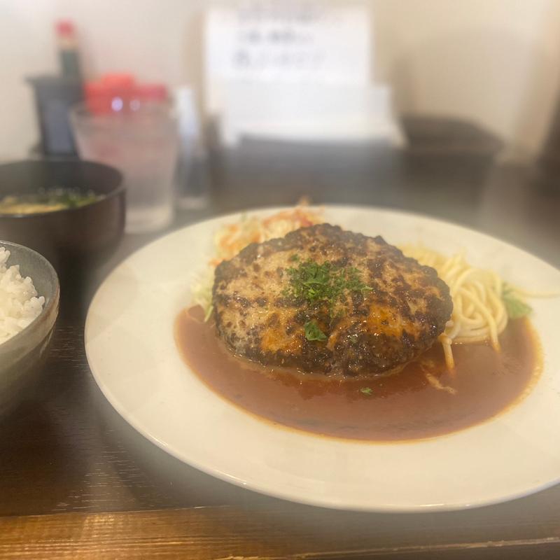 ハンバーグステーキ(洋食 ツバキ亭)の写真