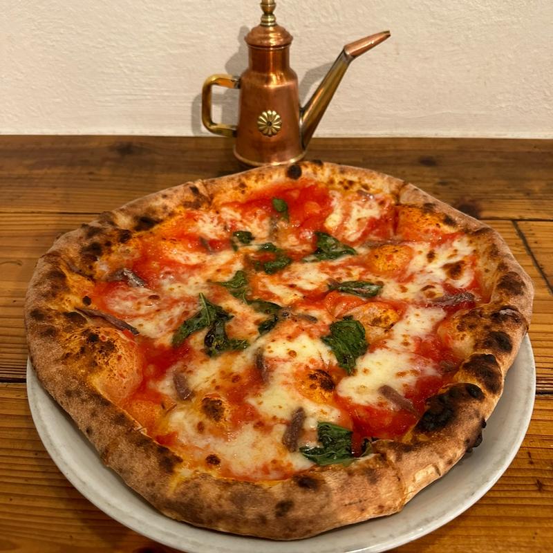 ピッツァ　マルゲリータ(トラットリア エ ピッツェリア ラルテ)の写真