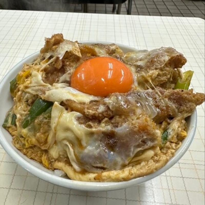 カツ丼(お食事処 美登里)の写真