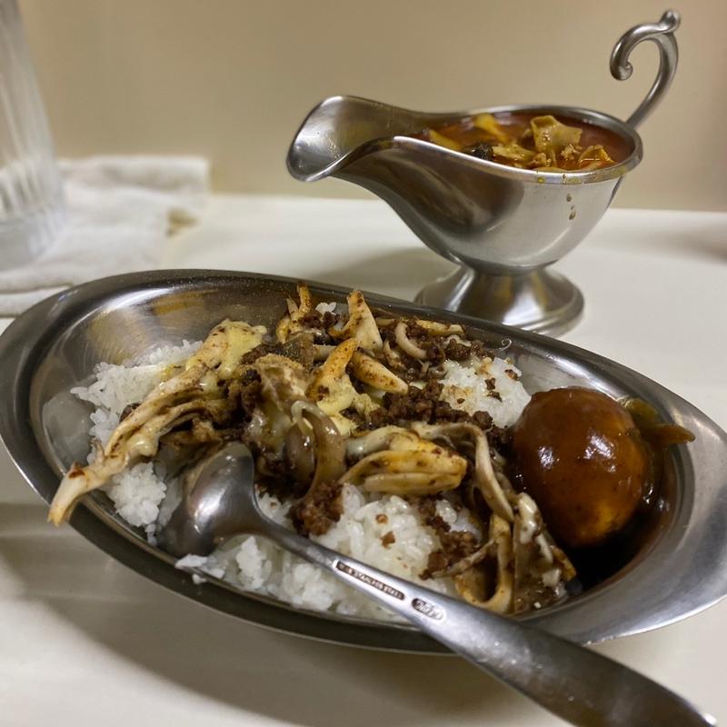 季節のすーぷかれー秋プレミアム きのこの叫び！チーズ入り+スパイシーひき肉(かれーの店 うどん)の写真