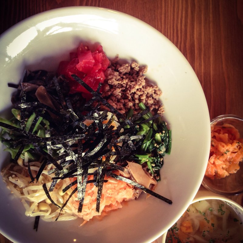 野菜たっぷりビビンバ(GREEN AND MEAT LIFE)