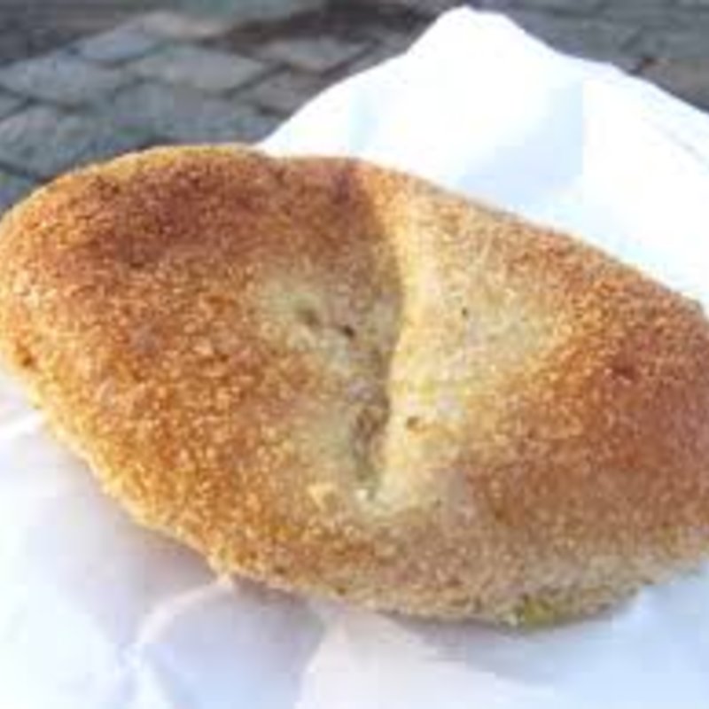 季節のカレーパン(カタネベーカリー)