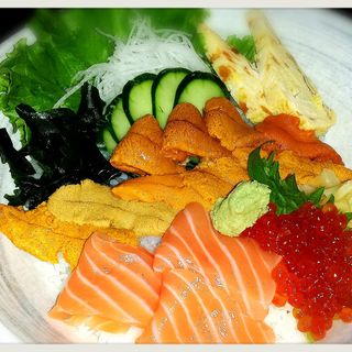うに、いくら、鮭丼(Maruhide Uni Club )