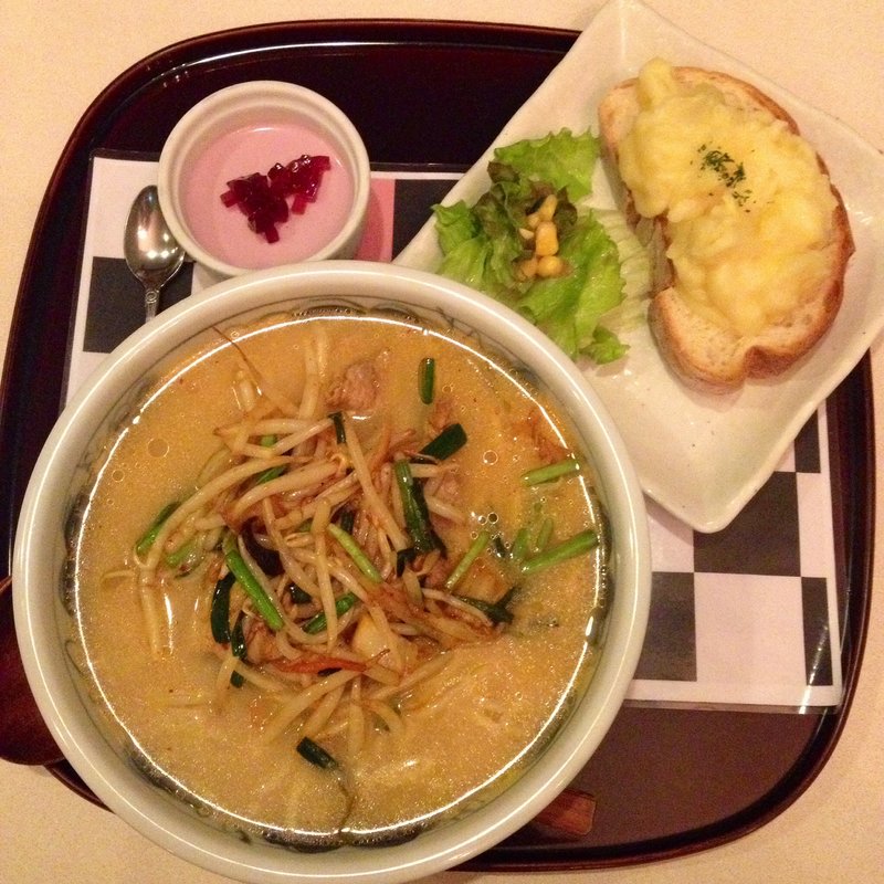 キムチバラ甘麺味噌豚骨スープ あんみつ姫セット(麺処甘)