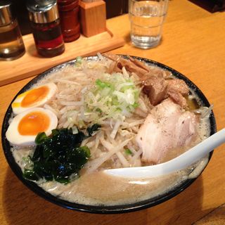 特札幌味噌ラーメン(壱龍)