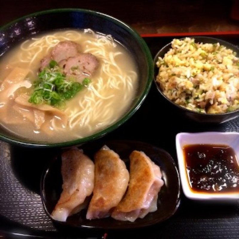 shio ramen, gyoza and fried rice(Asa Ramen)