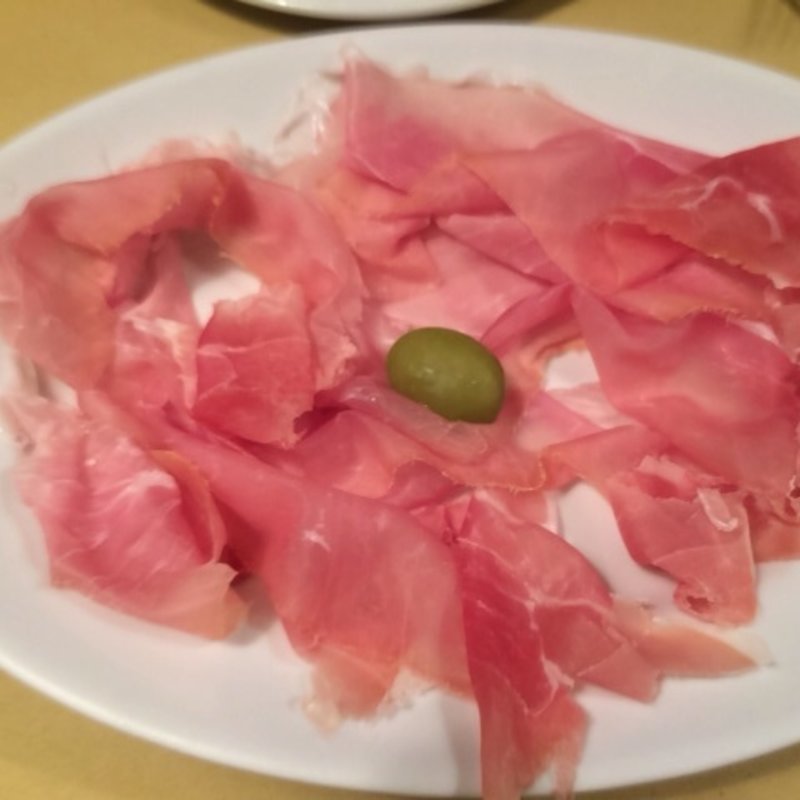 「名産パルマ」の生ハム(イル・バーカロ)