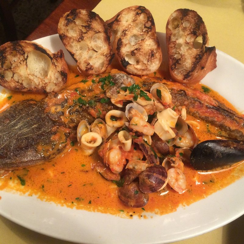 魚介の煮込み ヴェネチア風(イル・バーカロ)