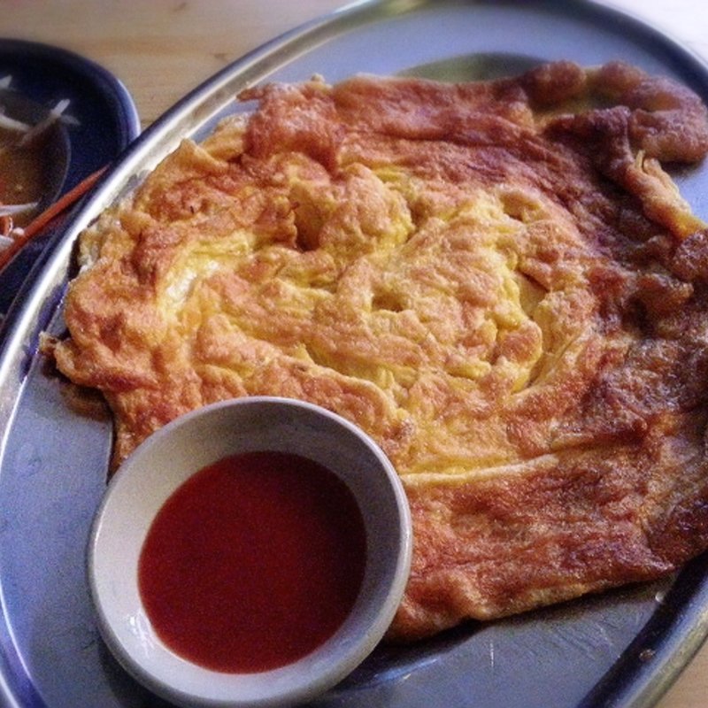 カイ・チィアォ（タイ風玉子焼）(あろいなたべた 有楽町)