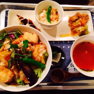 豆腐とゆばのあんかけご飯(Cocopelli Shrimp 海と畑の台所)