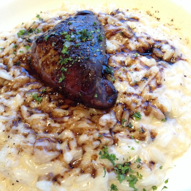 ゴルゴンゾーラとクルミのリゾット フォアグラを添えて(イルポネンティーノ ピアッツア)