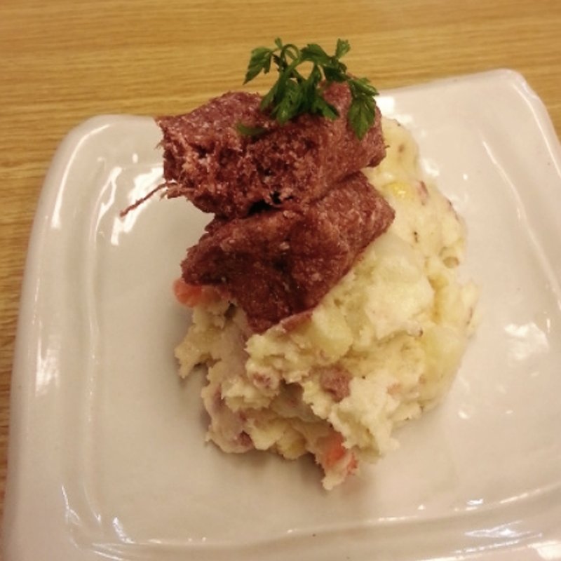 コンビーフどっさりポテトサラダ(三船　人形町店)