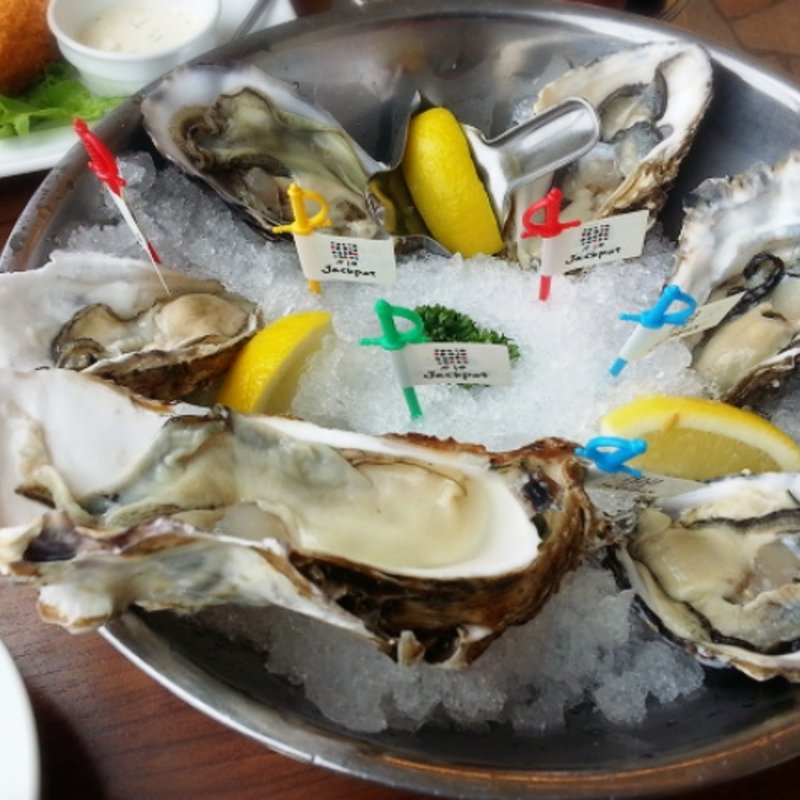 生牡蠣(ジャックポット　みなとみらい)