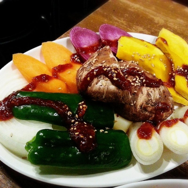 野菜盛り合わせ(ホルモン焼肉 花れん5)