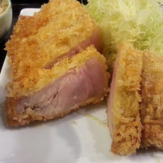 特ロースかつ定食(成蔵 （ナリクラ）)