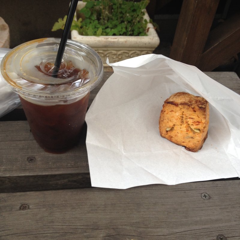 トマトスコーン(ハリッツ 上原店)