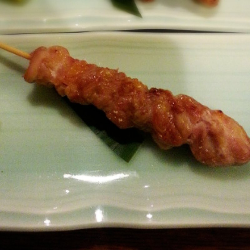 紅藤鶏　もも串(宵のひととき うまし)