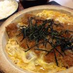 かつなべ(玉子とじ)定食(三平)