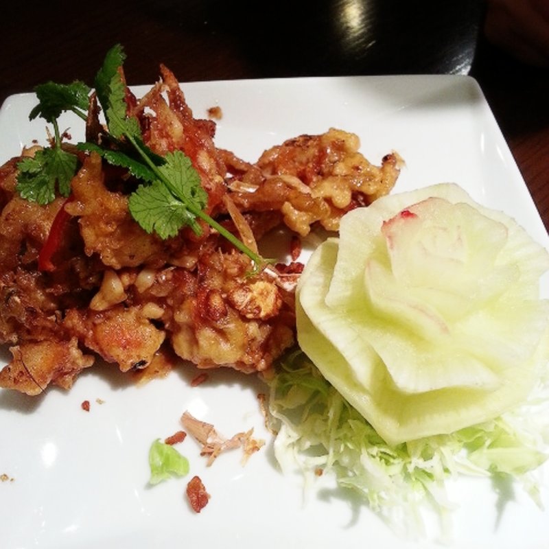 プーニン・トー・カティアム・ピック・タイ(シヤー・トムヤムクン・ポーチャナー )