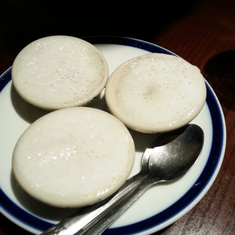 カノム　トワイ(シヤー・トムヤムクン・ポーチャナー )