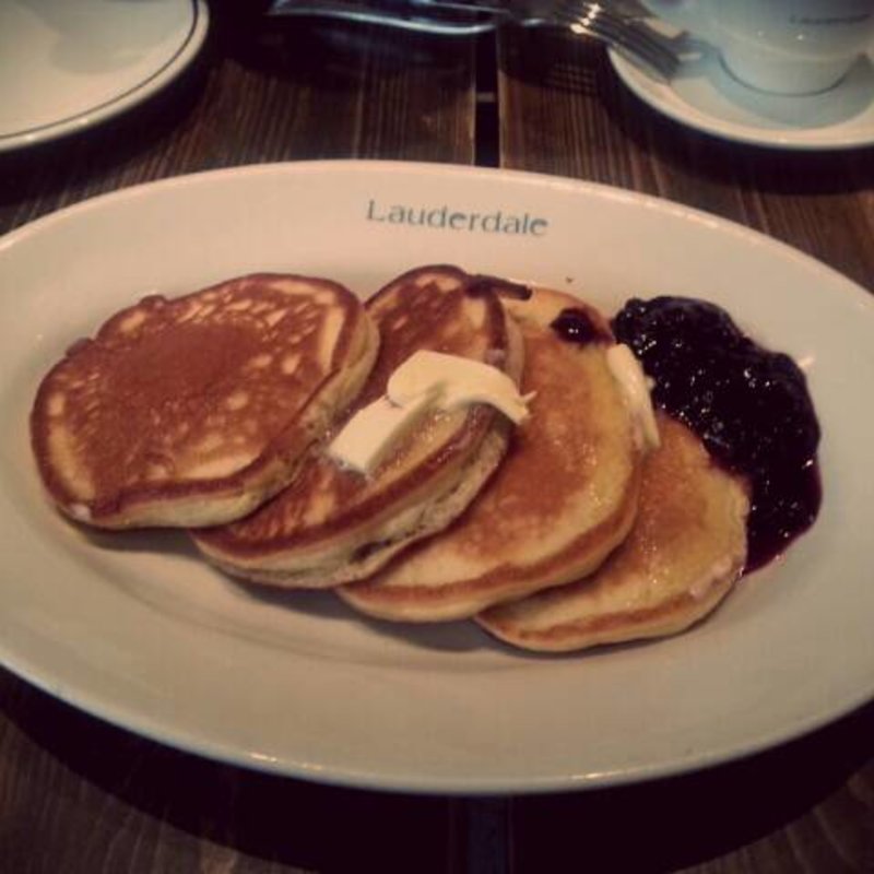 バターミルクパンケーキ(ローダーデール)