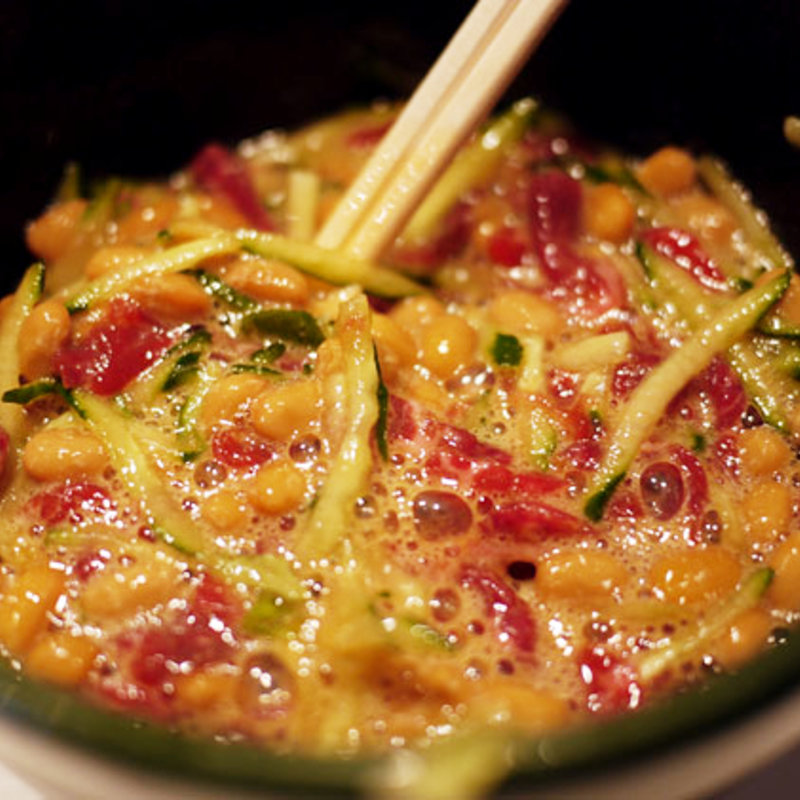 納豆さくらユッケ(巨牛荘　三番町店)