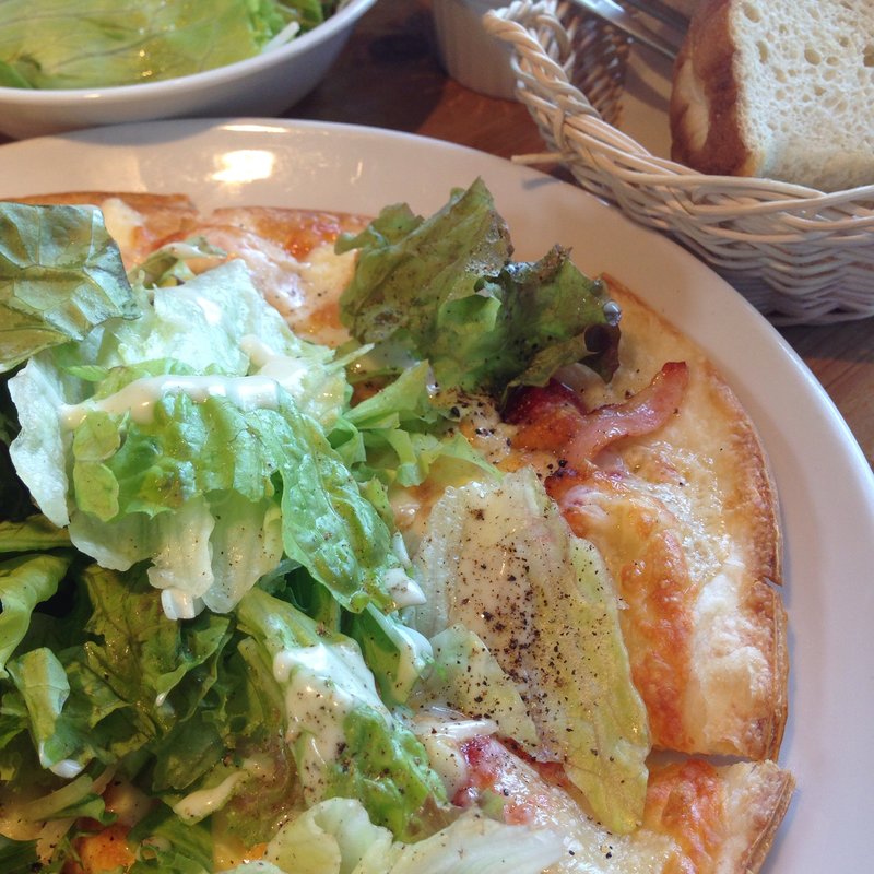 ガーリックベーコンのシャキシャキレタスピザ(セカンドハウス 草津店 （SECOND HOUSE）)