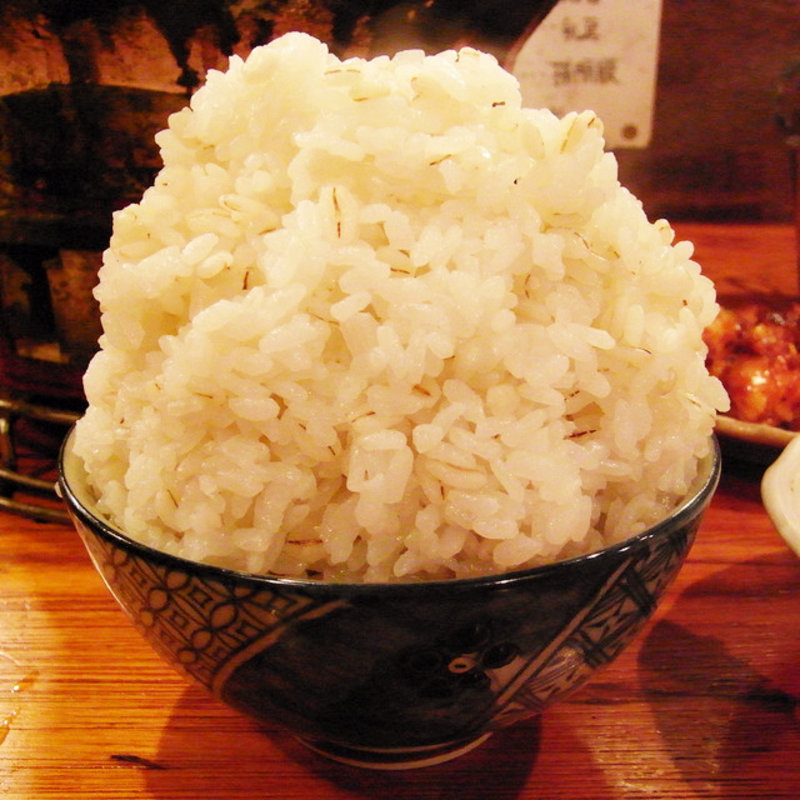 大盛り麦めし(亀戸ホルモン本店)