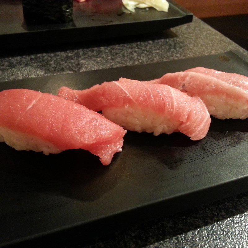 本鮪三貫握り(すしざんまい 有楽町店 )