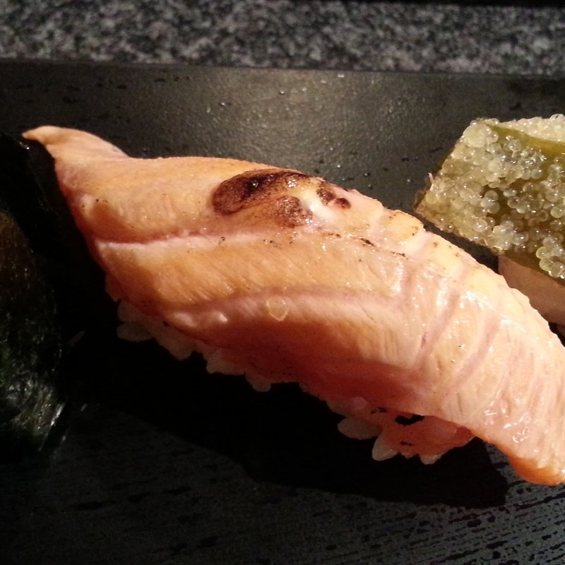 炙りトロサーモン(すしざんまい 有楽町店 )