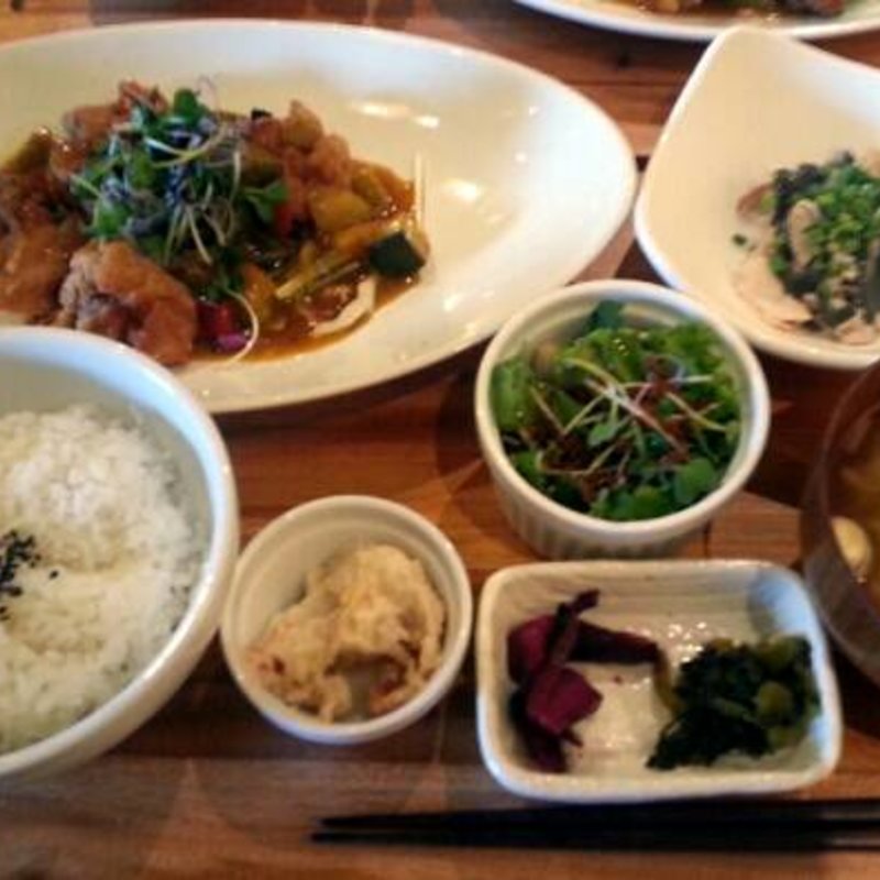 atari週替わり定食(atari CAFE＆DINING 渋谷 （アタリ カフェアンドダイニング）)