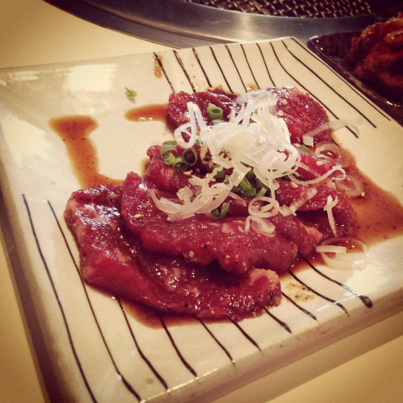 厳選ロース定食(焼肉六区)