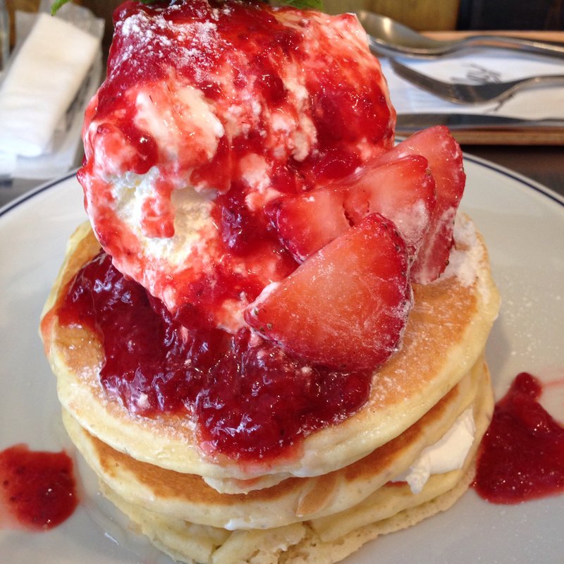 ストロベリーパンケーキ(elk 名古屋店)