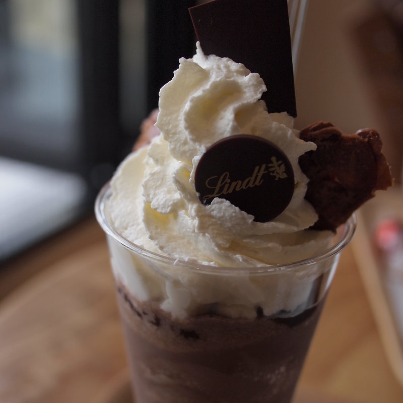 リンツ ショコラ グラッセ リエジョワ(リンツ ショコラ カフェ 自由ヶ丘店)